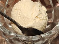 香草冰淇凌-Wolfgang’s Steakhouse 沃夫冈牛排馆(上海白玉兰广场店)