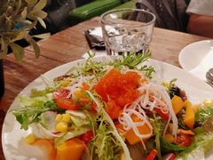 香芒蟹籽沙拉-灵意咖啡·西班牙美食(汕头金平万达广场店)