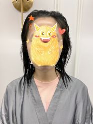 -MODEL'S HAIR