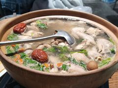 -蚝堡海鲜·威海菜·海肠捞饭·烧烤·亚洲吃蚝公司(幸福门店)