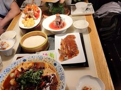 -吴越荣记苏州菜·松鼠桂鱼 100% 活鱼现做(月光码头店)