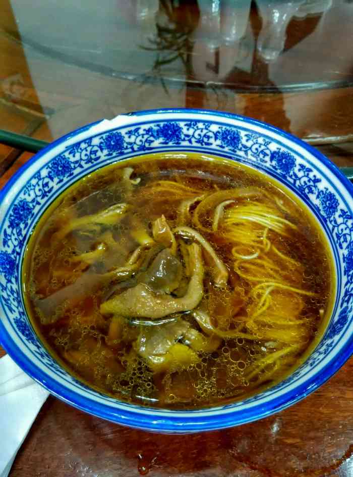 打分 素斋点了罗汉面10元,亲民的价格.