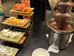 -唐拉雅秀酒店-西锦汇空中BBQ·思创餐厅