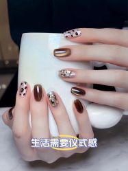 -悠禾·美甲美睫·皮肤管理
