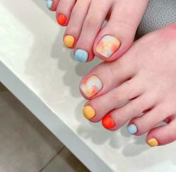 -悦指间美甲美睫