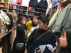 -优衣库(郑州丹尼斯大卫城店)