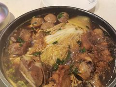 -运气牛自助酱大骨火锅(南京东路店)