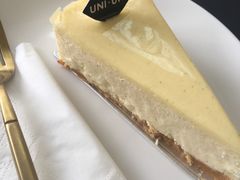 -UNI UNI(环亚凯瑟琳店)