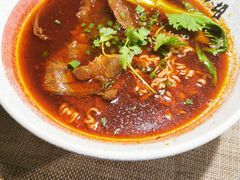 大雄牛肉面-静香HOUSE·全时段融合餐厅(七星欢乐颂店)