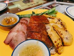 三宝饭-小龍鳳餐室(番禺路店)