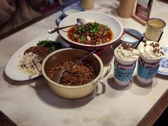 -味上湘菜馆(阿波罗店)