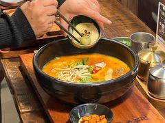 -银米·云南传统过桥米线(双廊黑金冠店)