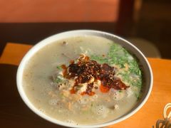 -刘记羊汤·烧饼夹肘子