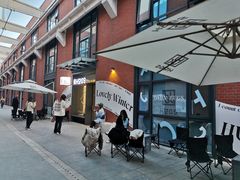 -HUGS coffee(东区店)