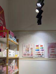 -尤米一站式美甲美睫