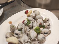 -胡须佬鸡煲四季火锅店(石厦西村直营店)