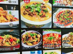 -龙香居海鲜浑锅家常菜·特色驴肉