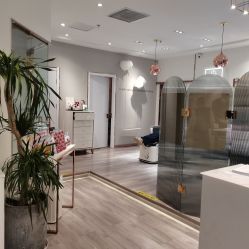 -染指坊日式美甲美睫设计中心