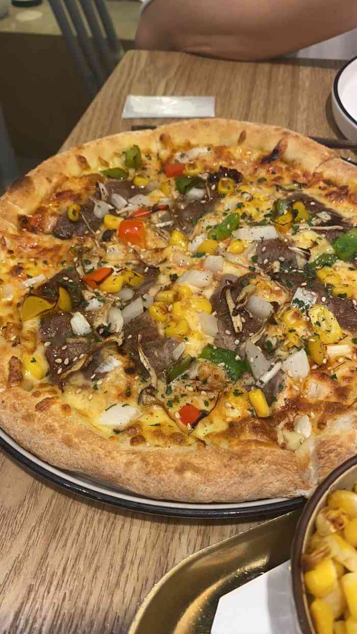 铁酱披萨(龙湾吾悦店)-"铁酱披萨,就在公园路这边的二楼,陈艳红火.