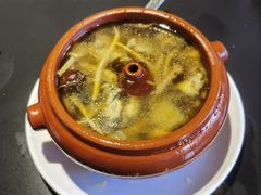 云南野生菌汽锅鸡-桥边小楼·手工云南菜·古城观景小楼