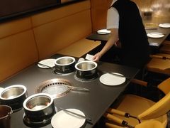-钱小奴海鲜自助黑金店(杭州滨江龙湖店)