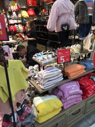 -皇室童缘(中骏世界城店)