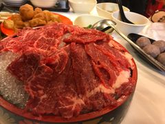 -鲜入围煮花胶鸡海鲜火锅