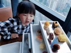 -上海龙之梦万丽酒店