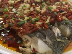 剁椒蒸鱼头-新新湘菜馆(新中街二条店)
