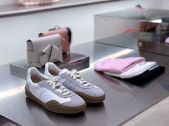 -Acne Studios(芮欧百货店)