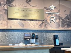 -星巴克臻选(周浦万达店)