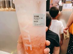 -喜茶(上海打浦桥日月光gelato lab+店)