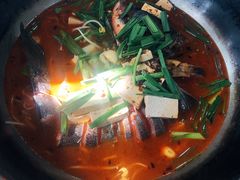 -三里屯土灶炖公鸡地锅鸡(江东店)