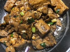 -黄泥岗·地道湖北菜(奥特莱斯店)