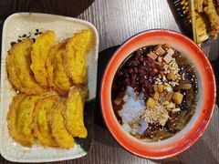 -爆炸头阿姨小四川正宗川味小吃(无任何分店)