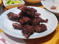 -唯成•韩国炭火烤肉 유성고기