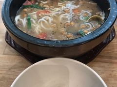 -蒙自源过桥米线(红谷滩万达店)