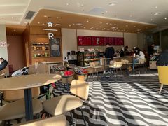 -星巴克臻选(莘庄仲盛店)