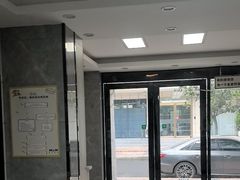 -半岛宠物医院24小时(白果林店)