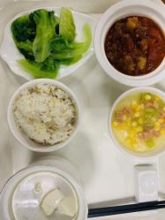 -鸿睿贝之语月子中心