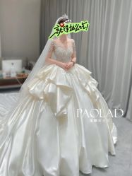 -南京宝娜嫁衣婚纱礼服馆(中央路店)