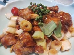 特色宫保鸡丁-羲和雅苑•北京烤鸭(吴中路万象城店)