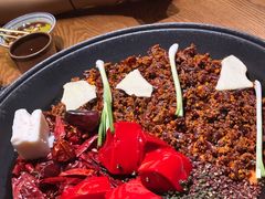 -卤校长重庆火锅(银泰城店)