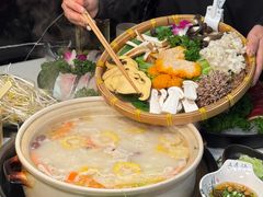 -土连锅·现熬养生汤锅(梁家巷店)