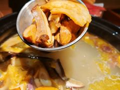 -一朵菌·野生菌探索家火锅(南亚店)
