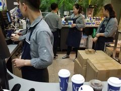 -瑞幸咖啡(尚都国际店)