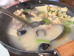 -蜜桃餐厅·伴山(湖滨商业街店)