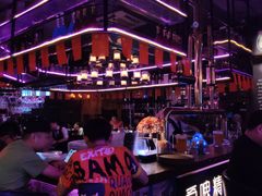 -爱啤精酿·民谣酒馆(滨江店)