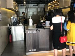 -瑞幸咖啡(鹏基商务时空大厦店)