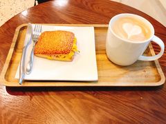 -星巴克臻选(广州沙面店)